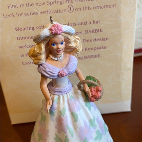 1995 Barbie Springtime ornament with box - Picture 5 of 5